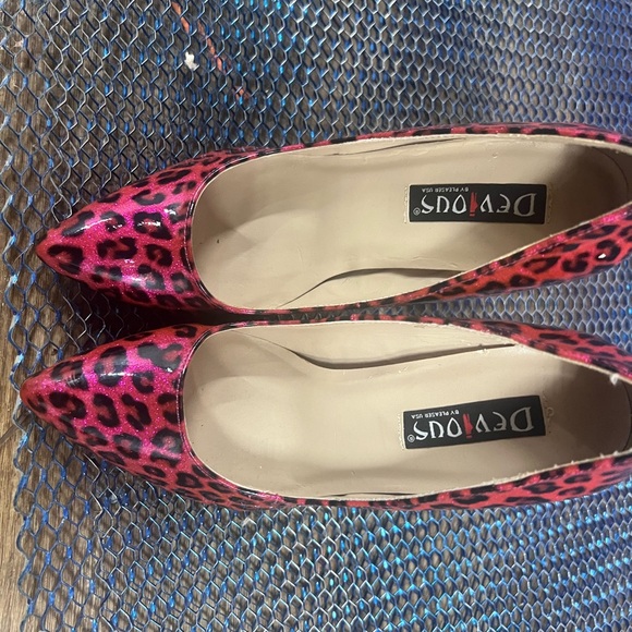 Devious Pink Leopard Heels by Pleaser - Picture 4 of 5